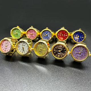 Collection de bagues montres colorées en or avec cadrans de différentes couleurs - Milanoza