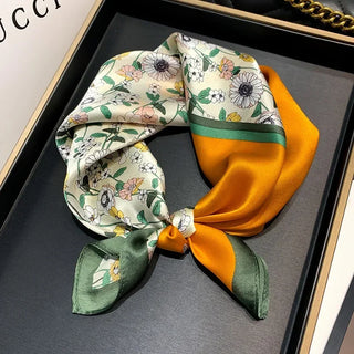 Foulard en Soie Naturelle Illustrations et Finitions Soignées - Milanoza